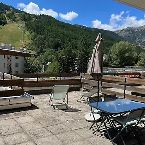 Apt Or Chalet Near The Slopes Chaffrey Appartement